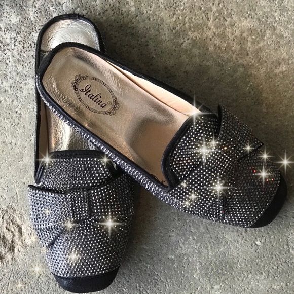 1 Left! Italina Silver Rhinestone Bow Flat Mule - Picture 6 of 8